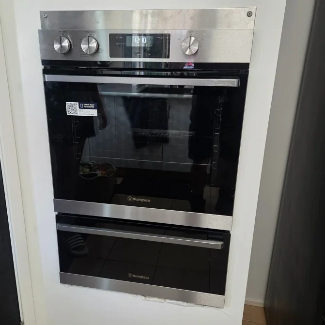 Kitchen Remodeling Temecula – Wall Oven Mounted in Cabinet With Dedicated Circuit