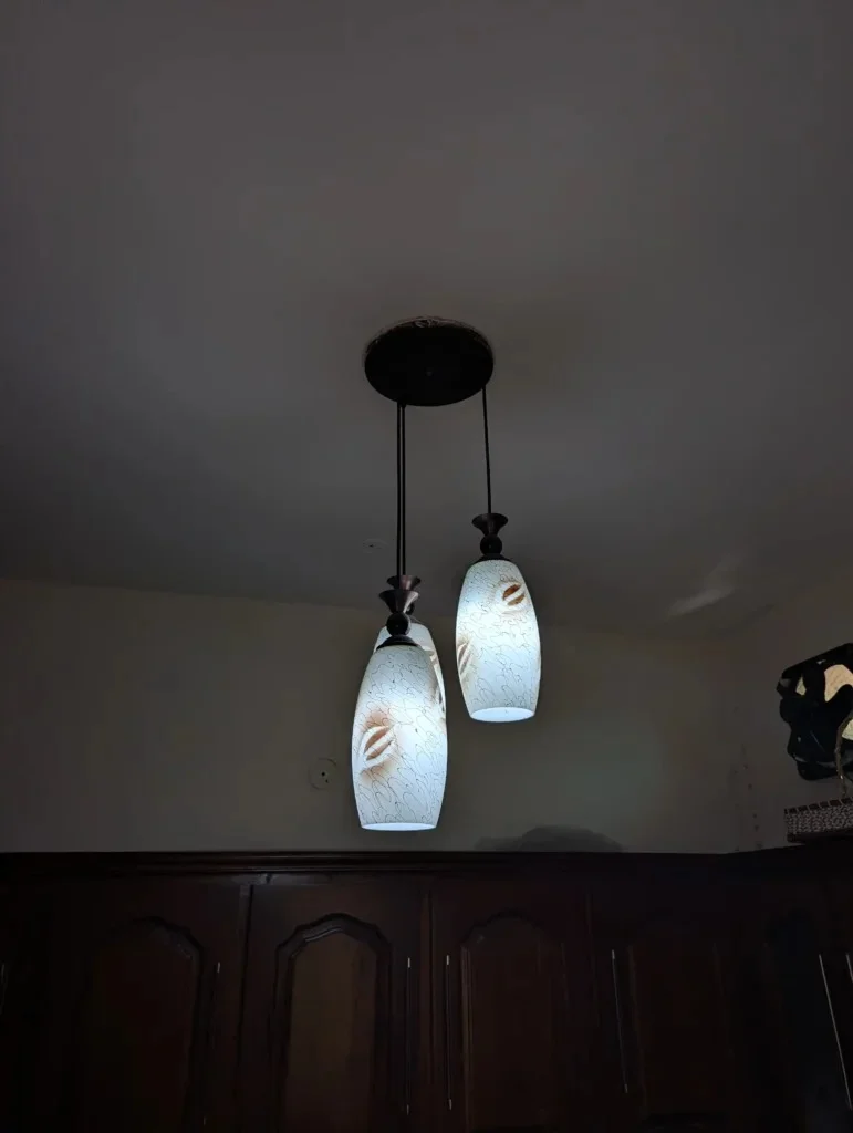 Kitchen Remodeling Temecula – Single Ceiling Light Before Lighting Upgrade