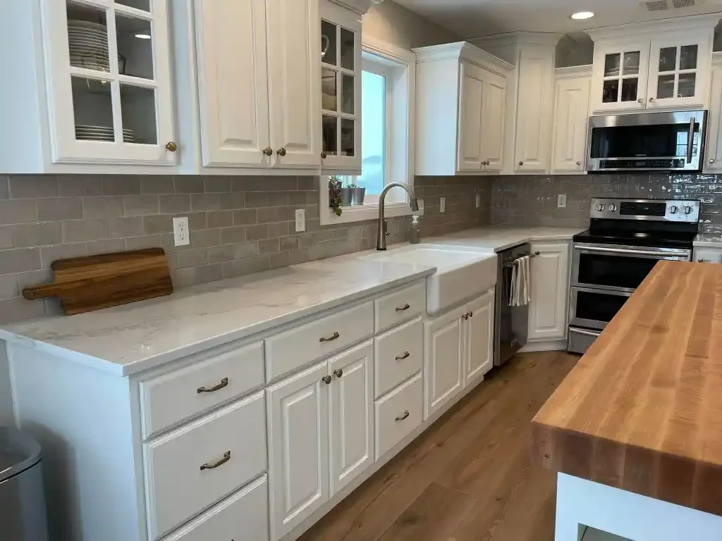 Kitchen Remodeling Temecula – Harveston Kitchen Remodel Updated Cabinets and Flooring